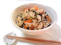 ひじきの五目炊き込みご飯